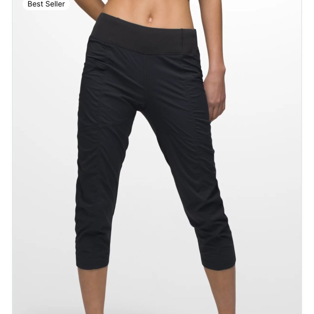 New with tags Prana Koen Capri Pants Black Size Medium